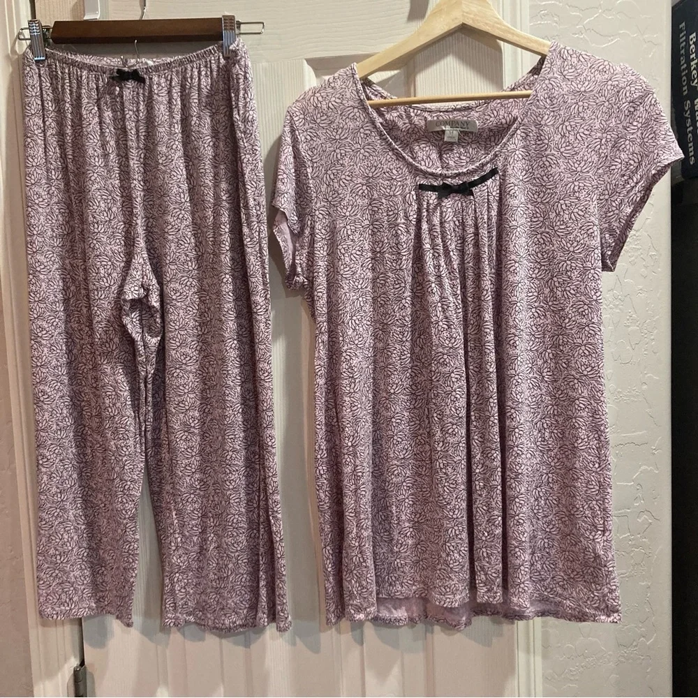 Company by Ellen Tracy Pink 2-piece  Patterned Pajama Set Size M